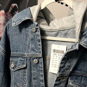 Brandy Melville, John Galt, Lillian denim jacket